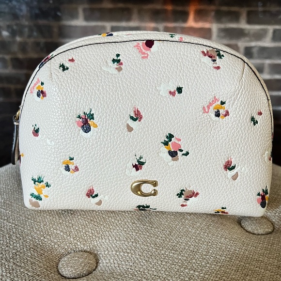 Coach Accessories - Coach Julienne Paint Dab Cosmetic Bag